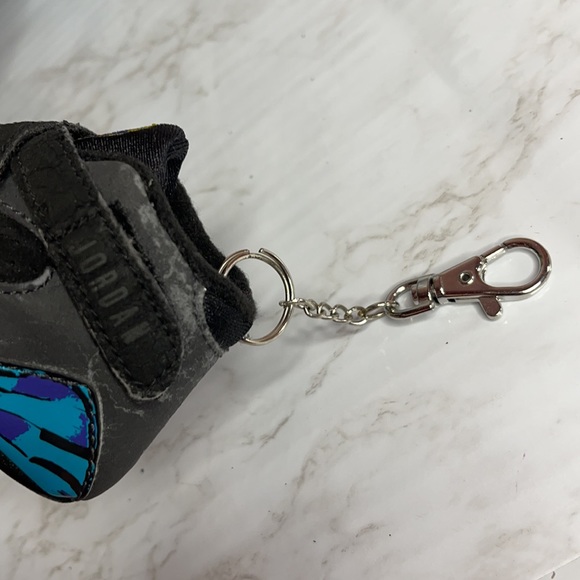 Nike Air Jordan- Aqua 8 Keychain - Picture 10 of 11